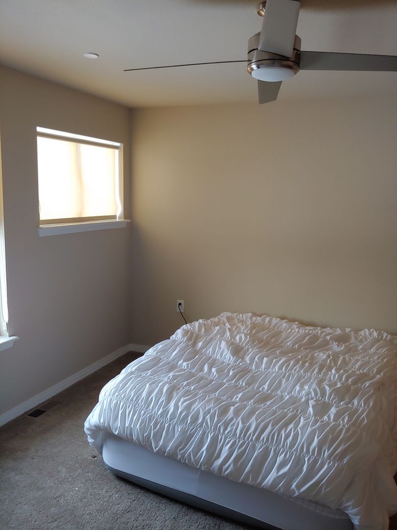 Building Photo - 1034 Griffith St