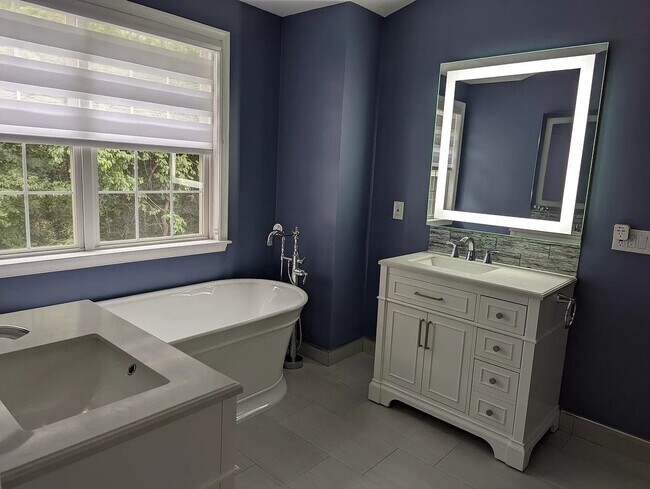 Building Photo - 5708 Governors Pond Cir