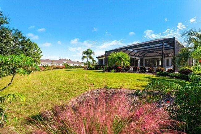 Building Photo - Private Estate Rental in The Concession