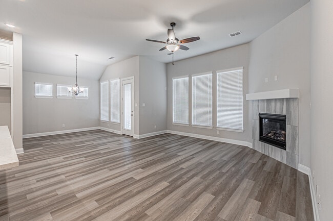 Building Photo - 3231 Tobias Ln