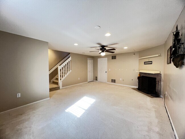 Building Photo - 7288 W Campus Rd