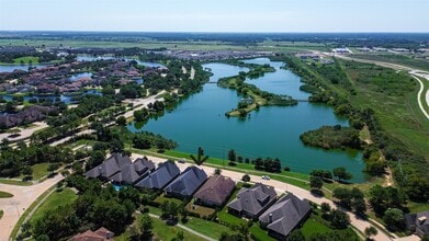 Building Photo - 14 Cottage Glen Ln