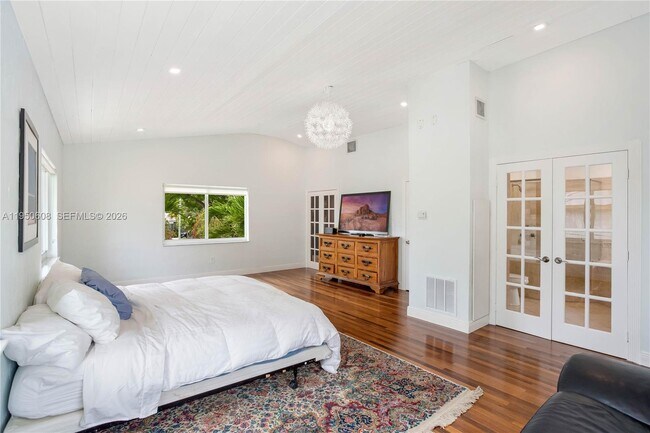 Building Photo - 12515 Palm Rd