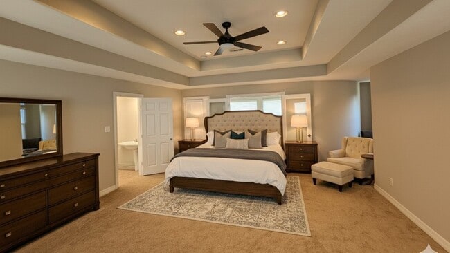 Building Photo - 305 Reinerman St