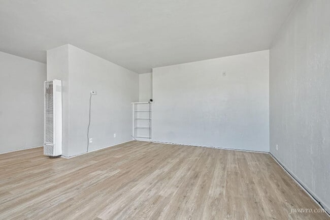 Building Photo - 80 Terra Vista Ave