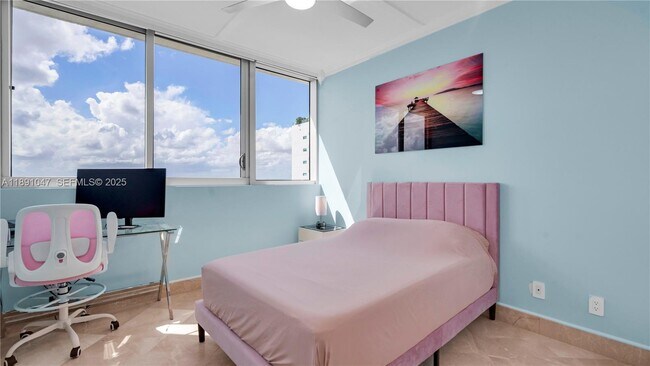 Building Photo - 7929 West Dr