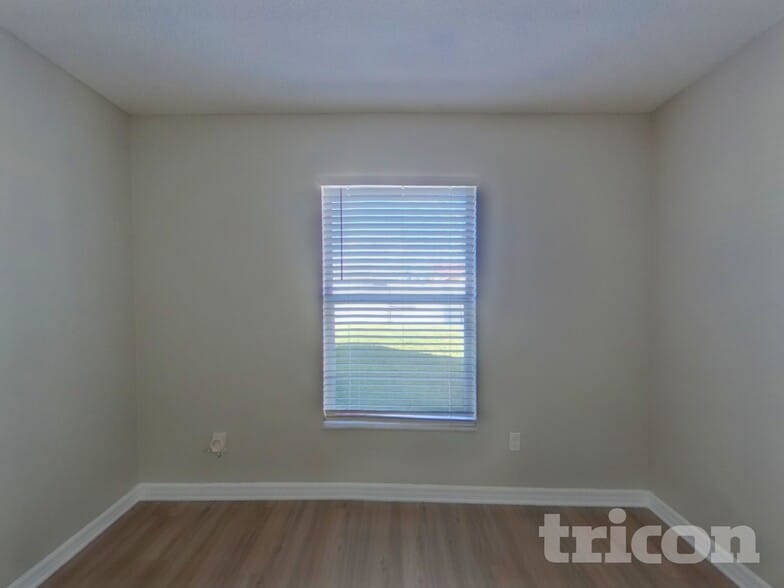 Building Photo - 8335 Spring Breeze Ct