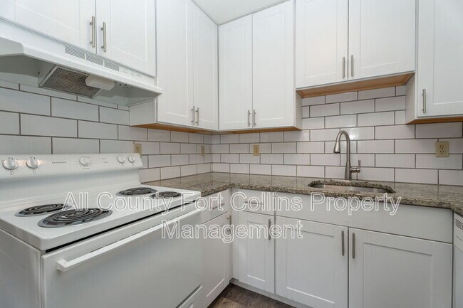 Building Photo - 1209 W Plum St
