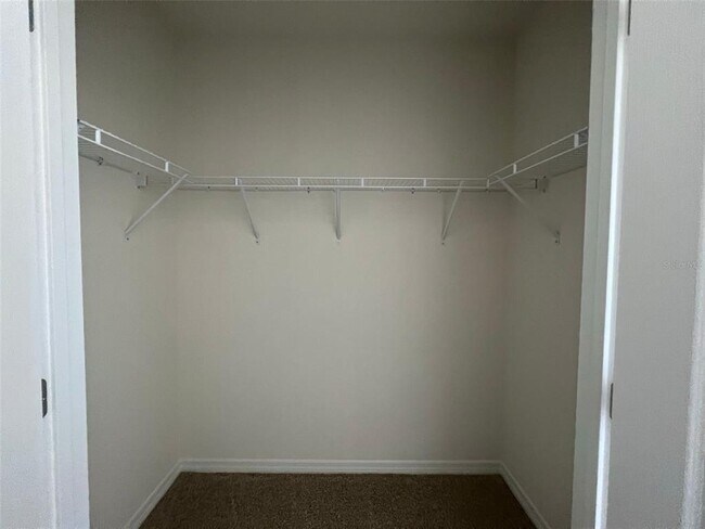 Building Photo - 1065 Blue Jay Dr
