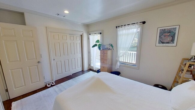 Building Photo - Stylish and Convenient: Your Dream 3 bed / 2 bath Rental  in Downtown Santa Barbara!