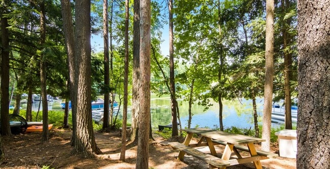 Building Photo - Lakefront Living on Arbutus Lake Near Traverse City 4-Month Minimum Lease Terms