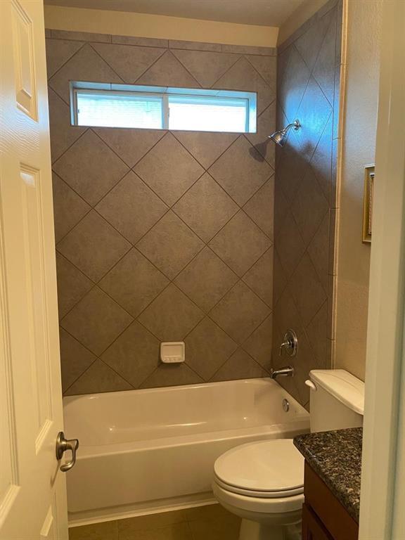 Building Photo - 2506 Orchid Creek Dr