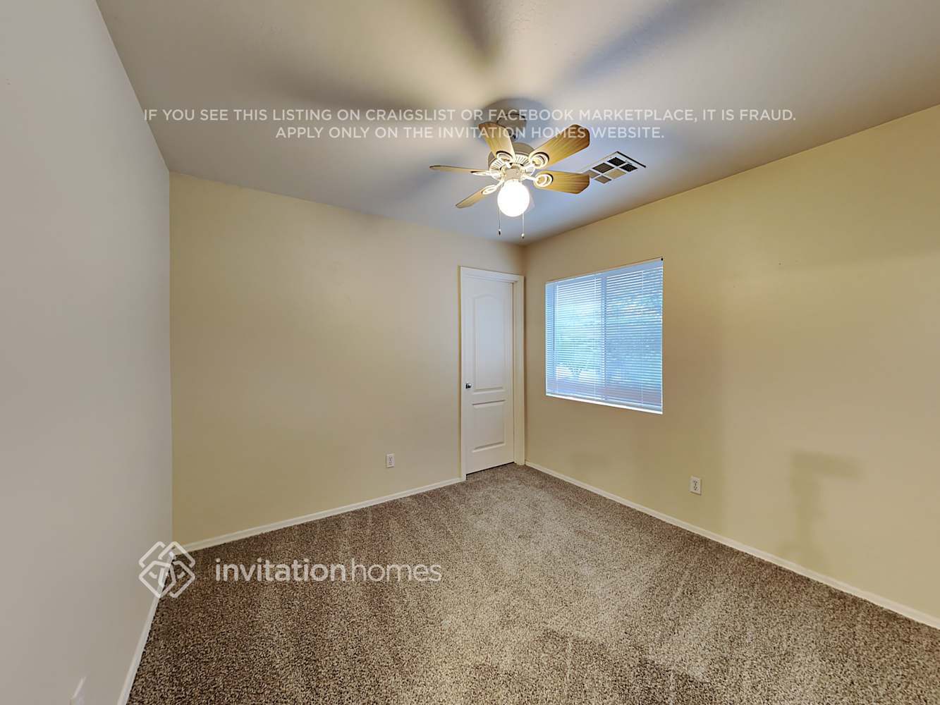 Building Photo - 10018 N 115th Dr