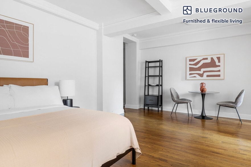 Building Photo - 20 Park Ave