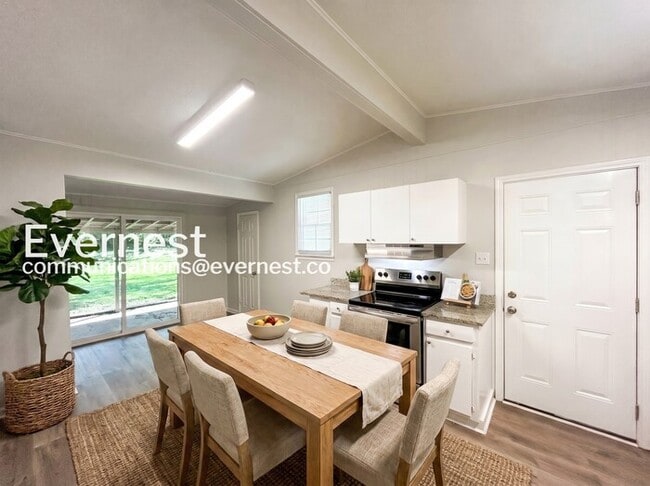 Building Photo - 1449 Ticonderoga Dr