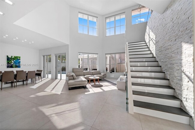 Building Photo - 1549 Breakwater Terrace