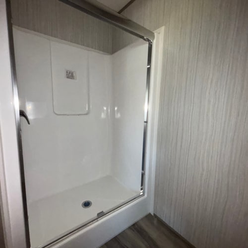 Building Photo - 100 Wren Dr