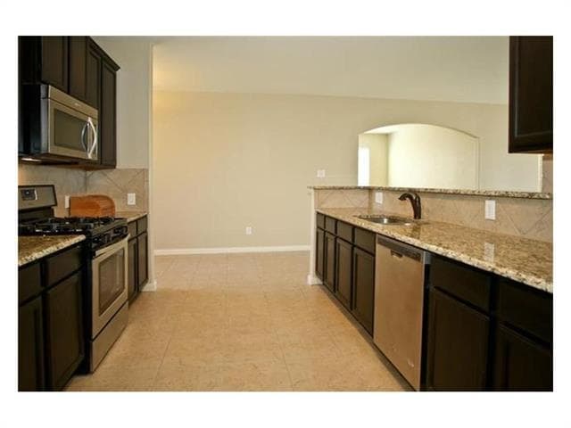 Building Photo - 415 Lipizzan Ln