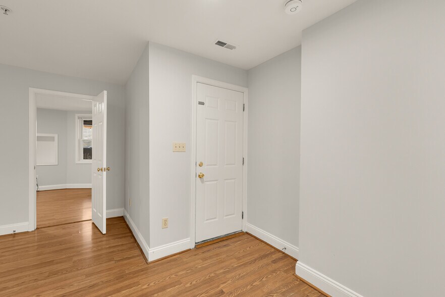 Building Photo - 1316 Irving St NW