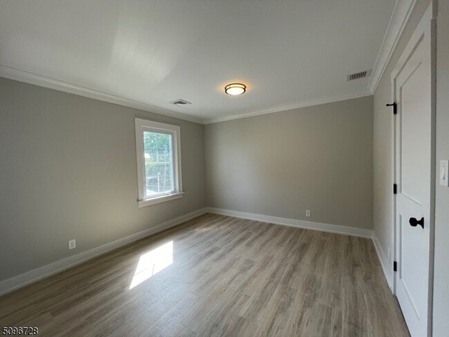 Building Photo - 450 Beech Ave