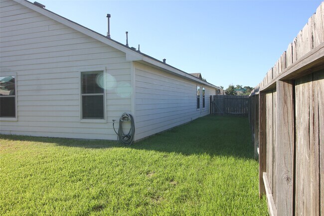 Building Photo - 7203 Basque Country Dr