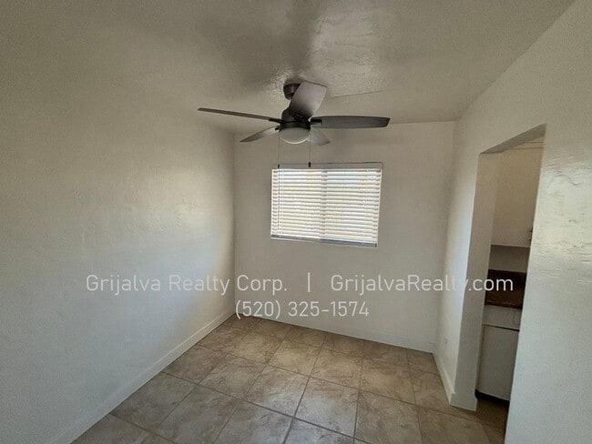 Building Photo - 4617 Eastland