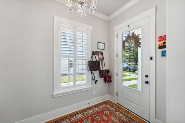Building Photo - Well maintained home in Fleming Park - Jam...