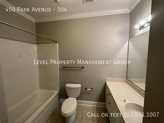 Building Photo - 450 Park Ave