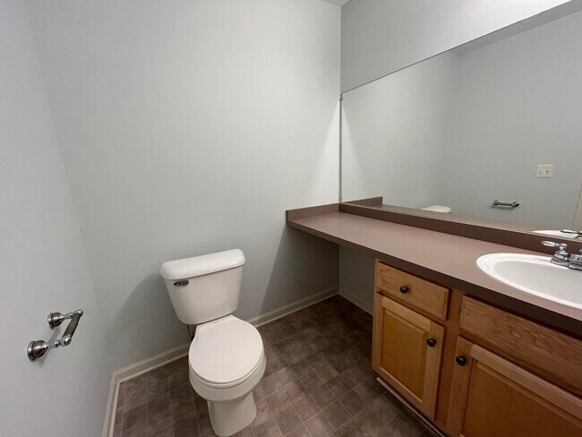 Building Photo - 2815 Barclay Way