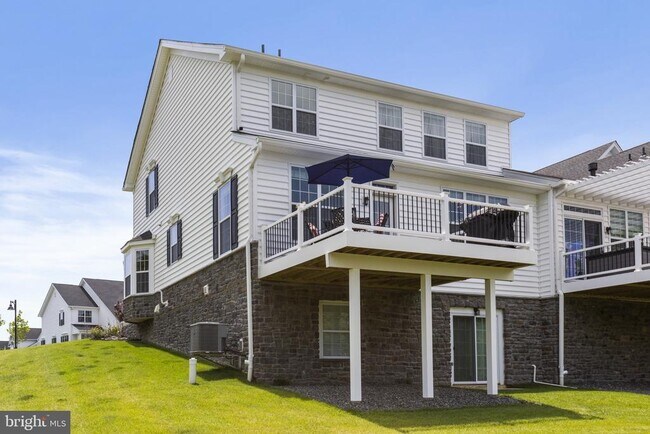 Building Photo - 3701 Parris Blvd