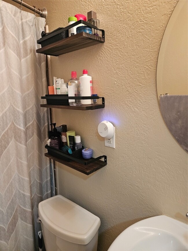 Building Photo - 6509 Corbin St