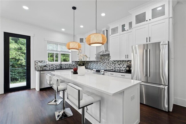 Building Photo - 157 Brush Creek Ct