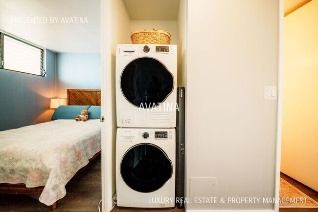 Building Photo - 2121 Ala Wai Blvd