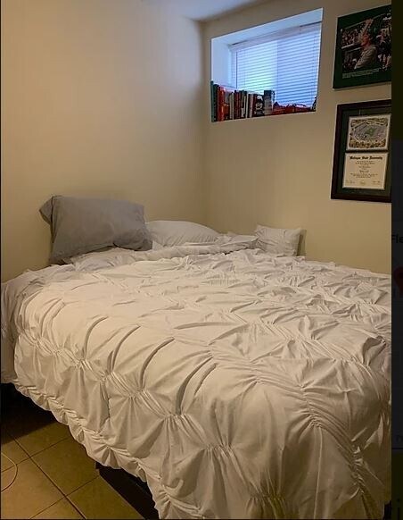 Building Photo - 851 W Fletcher St