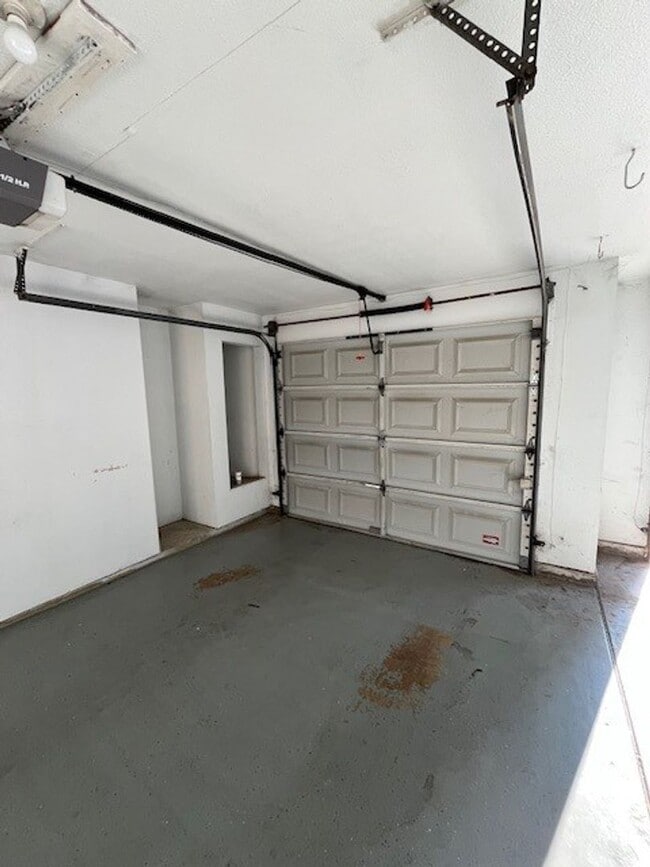 Building Photo - Coming Soon!