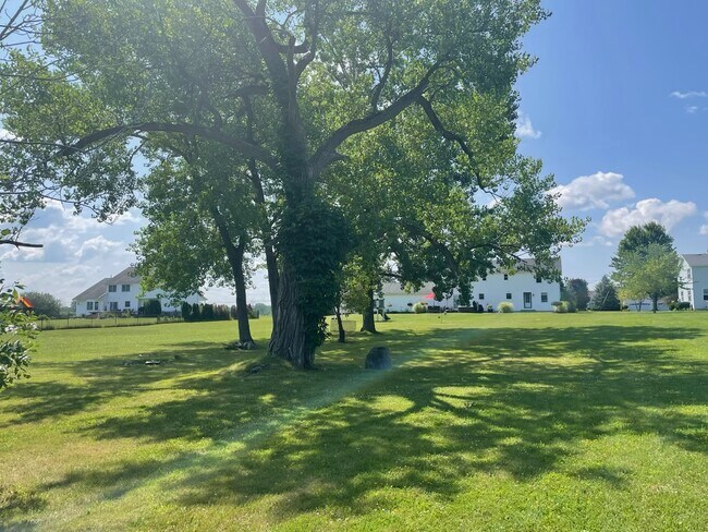 Building Photo - 9212 Lapp Rd