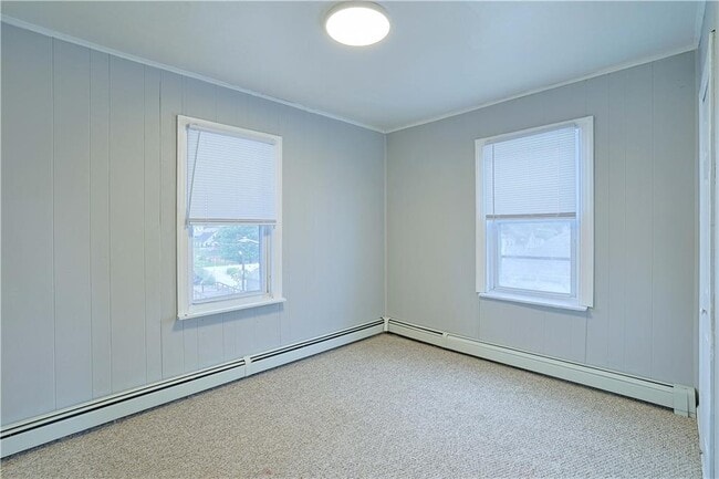 Building Photo - 156 Urban Ave