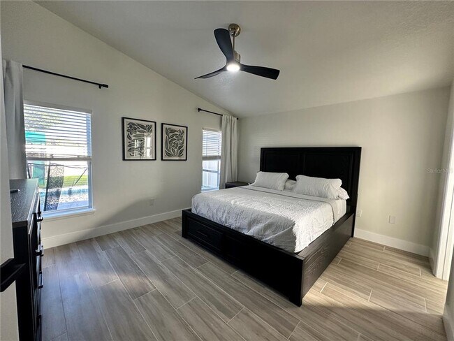 Building Photo - 17410 Woodcrest Way