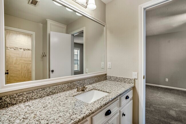Building Photo - 3219 Fitzgerald Dr