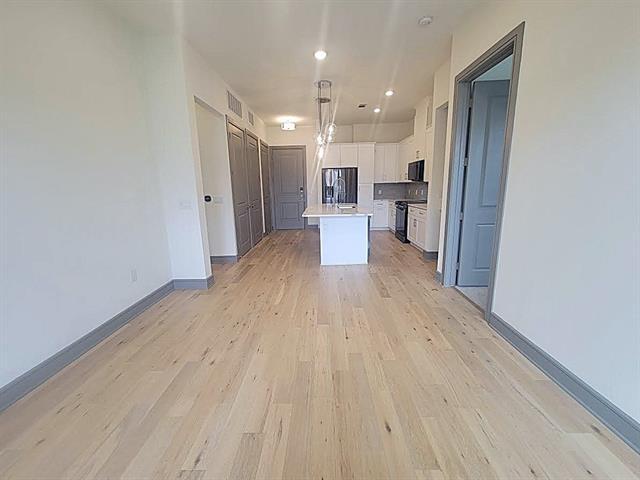 Building Photo - 2700 Old Denton Rd