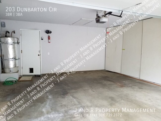Building Photo - 203 Dunbarton Cir
