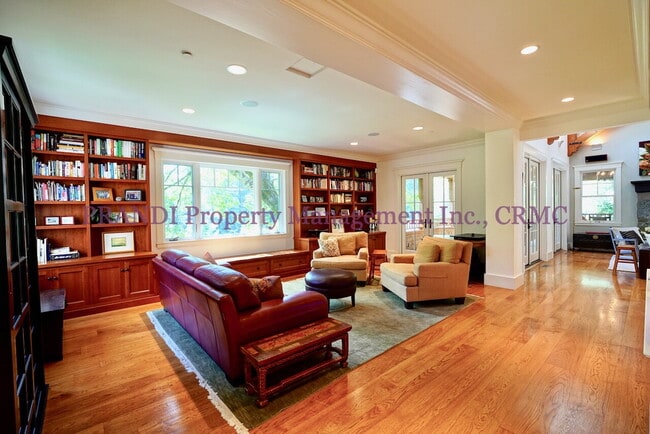Building Photo - Coming soon!  Exquisite Mill Valley Home.