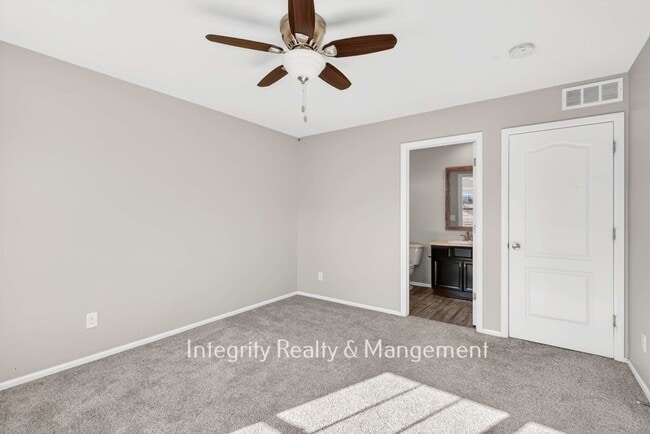 Building Photo - 2571 Ambience Ln