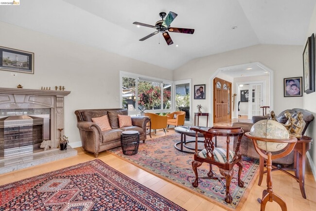 Building Photo - 277 Hidalgo Ct