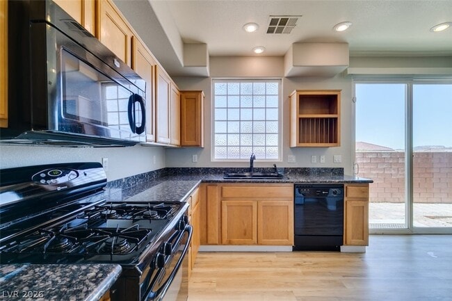 Building Photo - 8607 Rowland Bluff Ave