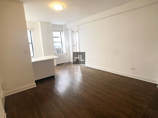 Building Photo - EAST 46 STREET
