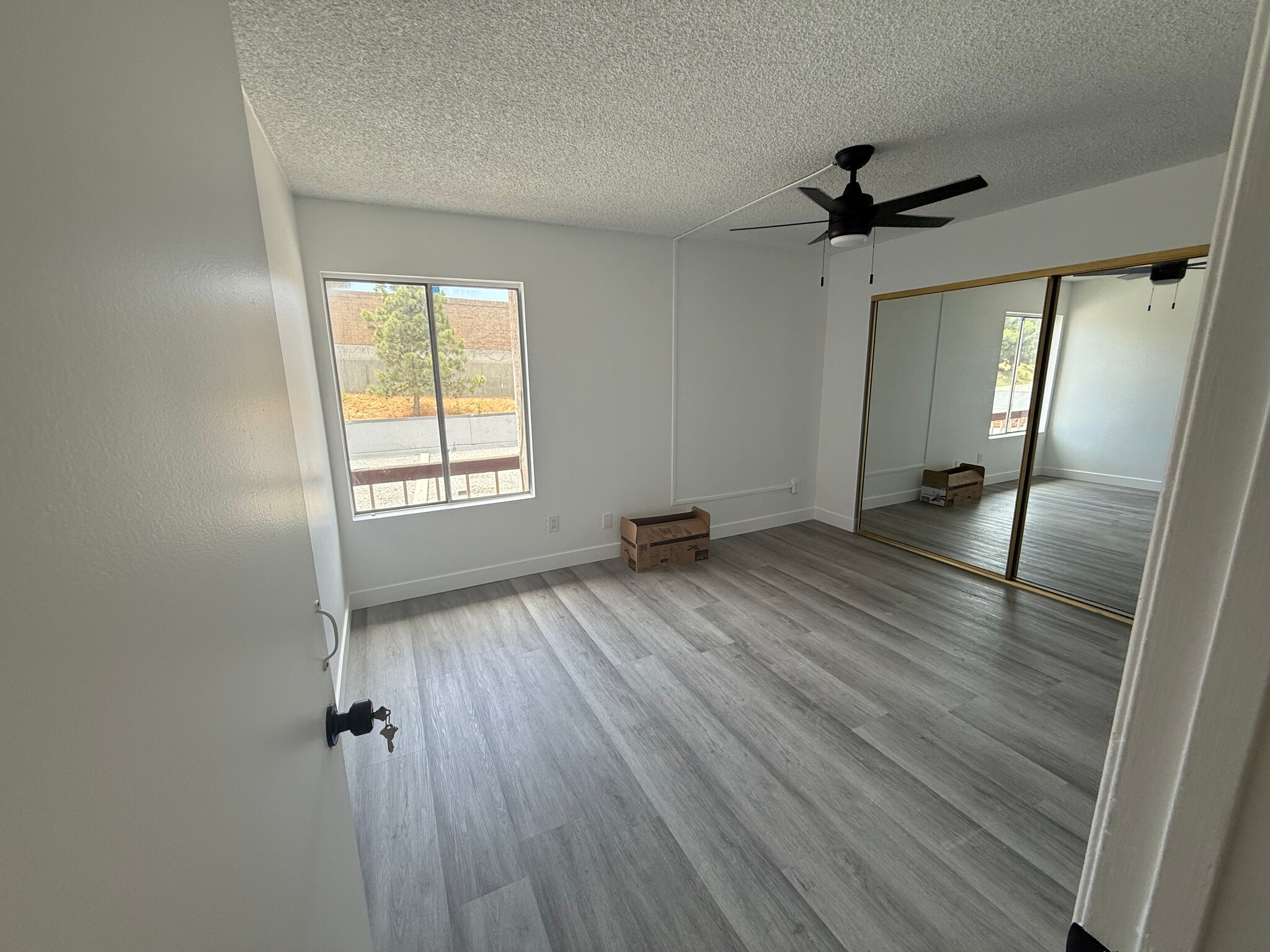 Building Photo - 700 W La Veta Ave