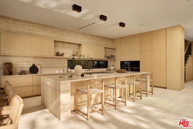 Building Photo - 1149 Linda Flora Dr