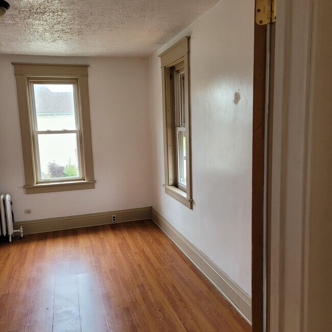 Building Photo - 1200 Race St