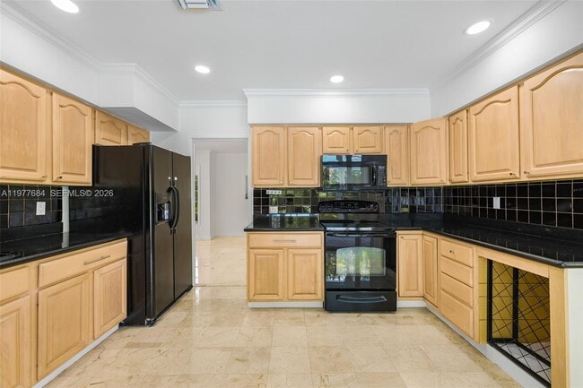 Building Photo - 7255 SW 125th St